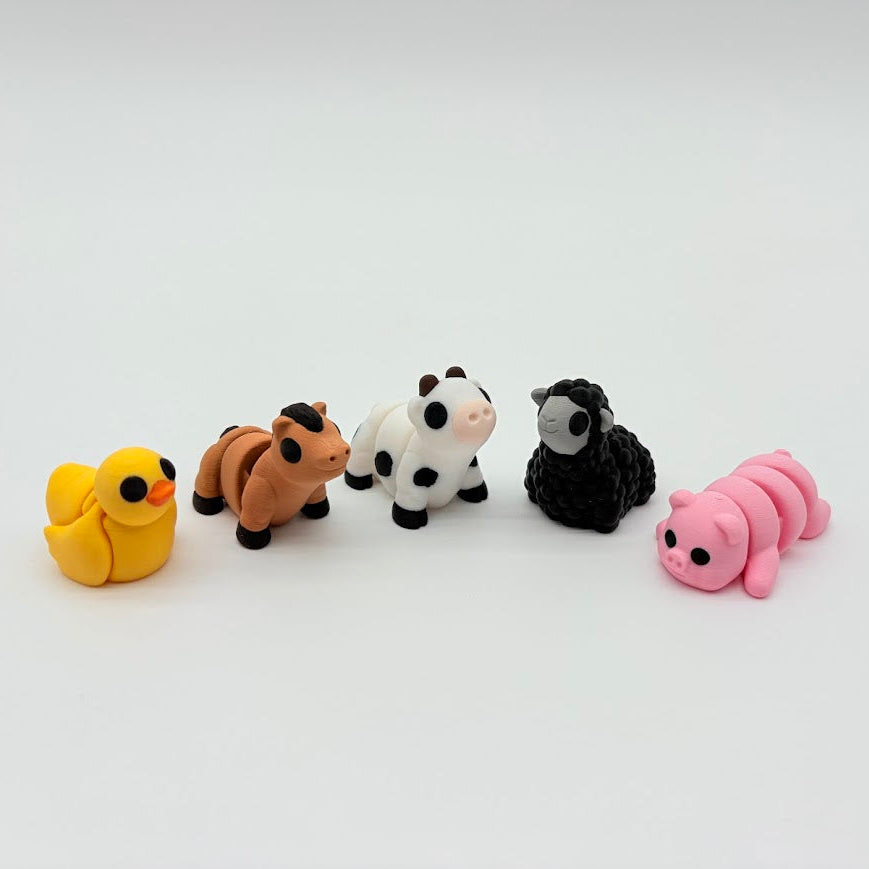 Mini Barn + Barnyard Animals