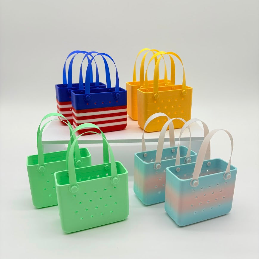 Mini Tote Bags with Surprise Mini Figures