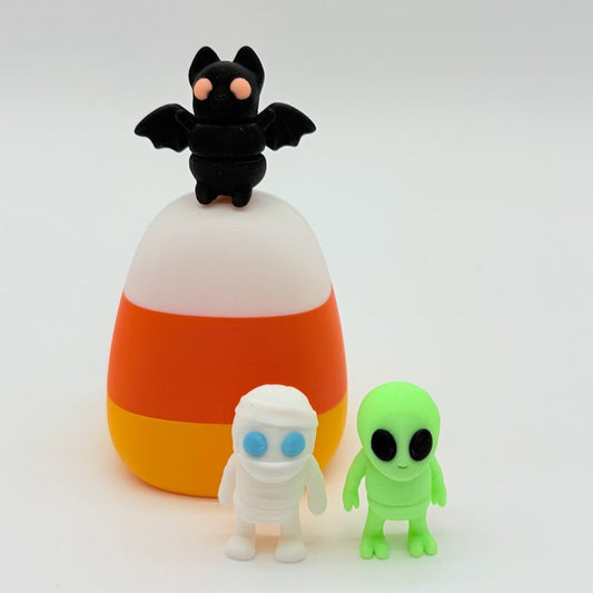 Candy Corn Mini Holder + 3 Glow Halloween Mini Figures