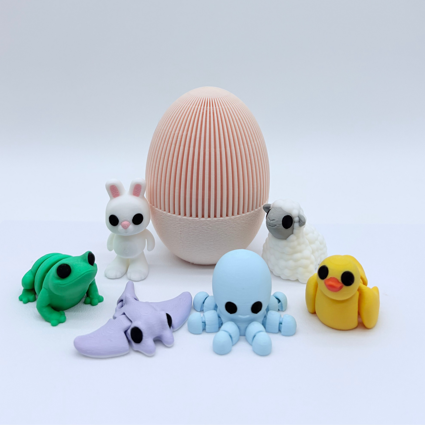 3D Printed Decorative Easter Eggs – Optional Surprise Pocket Pets
