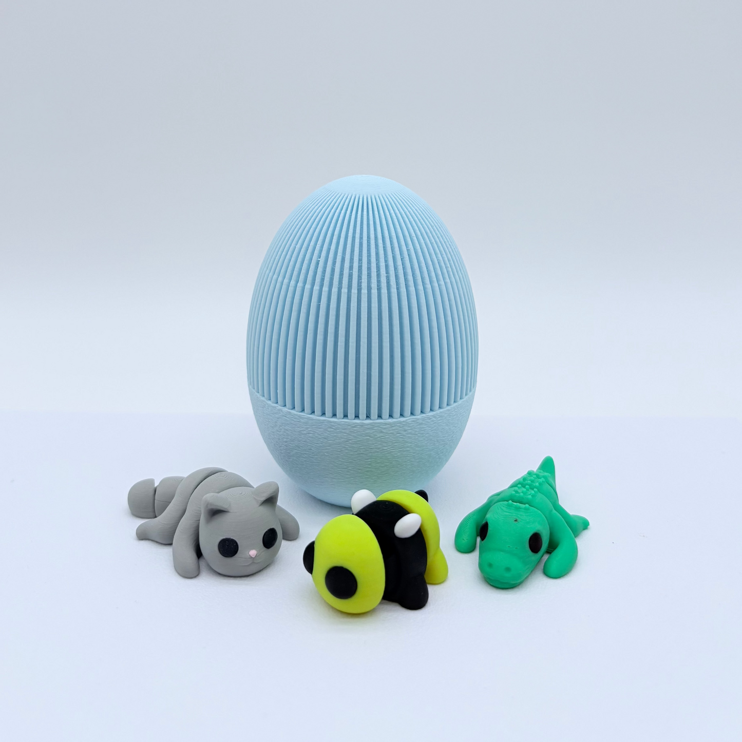 3D Printed Decorative Easter Eggs – Optional Surprise Pocket Pets